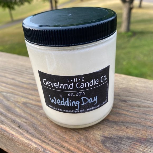 The Cleveland Candle Co Wedding Day 100% Soy Wax HTF Jar 14.5 oz - Picture 9 of 9
